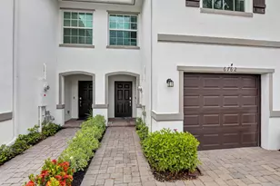 6762 Broadwater Ln, Lake Worth, FL 33467 - Photo 3