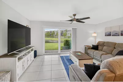 6762 Broadwater Lane, Lake Worth, FL 33467 - Photo 13
