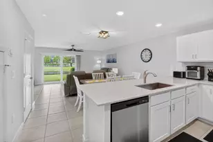 6762 Broadwater Ln, Lake Worth, FL 33467 - Photo 11