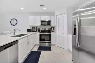 6762 Broadwater Lane, Lake Worth, FL 33467 - Photo 7