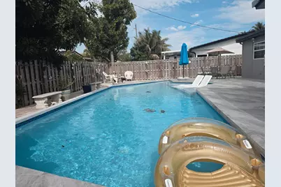 7811 NW 40th Court, Coral Springs, FL 33065 - Photo 35