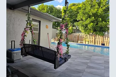 7811 NW 40th Court, Coral Springs, FL 33065 - Photo 9