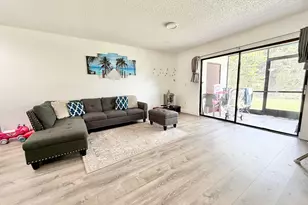 1407 E Lakeview Dr Dr E, Royal Palm Beach, FL 33411 - Photo 3