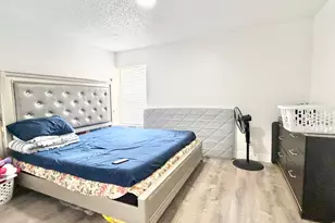 1407 E Lakeview Dr Dr E, Royal Palm Beach, FL 33411 - Photo 11