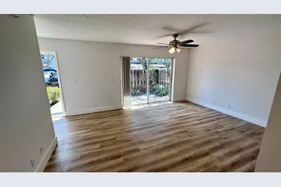 1631 E Cypress Way Way E, Palm Springs, FL 33406 - Photo 5