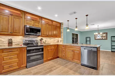 127 Miramar Avenue, Royal Palm Beach, FL 33411 - Photo 13