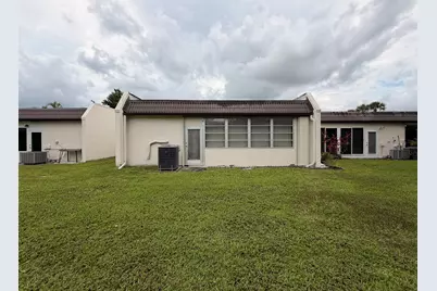 182 Lake Susan Lane, West Palm Beach, FL 33411 - Photo 19
