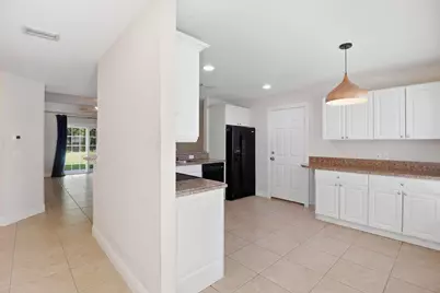 5802 SE Wesley Avenue, Stuart, FL 34997 - Photo 27