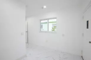 1331 NW 87th St, Miami, FL 33147 - Photo 21