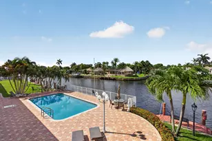 800 Pine Dr, Pompano Beach, FL 33060 - Photo 19