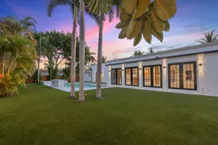 391 W Riverside Dr, Tequesta, FL 33469 - Photo 13