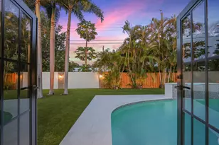 391 W Riverside Dr, Tequesta, FL 33469 - Photo 3