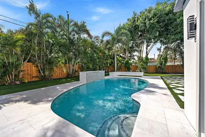 391 W Riverside Drive, Tequesta, FL 33469 - Photo 15