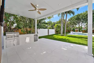 391 W Riverside Dr, Tequesta, FL 33469 - Photo 19