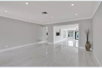 271 SE 5th Terrace, Pompano Beach, FL 33060 - Photo 15