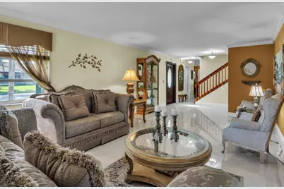 6431 Olde Moat Way, Davie, FL 33331 - Photo 7