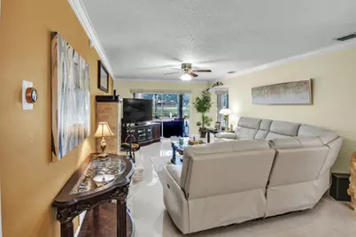 6431 Olde Moat Way, Davie, FL 33331 - Photo 21