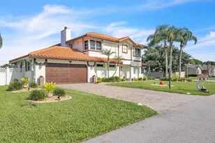 6431 Olde Moat Way, Davie, FL 33331 - Photo 9