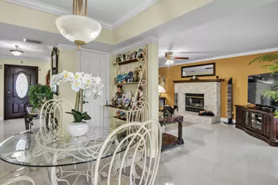 6431 Olde Moat Way, Davie, FL 33331 - Photo 15