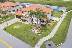 6431 Olde Moat Way, Davie, FL 33331 - Photo 7