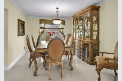 6431 Olde Moat Way, Davie, FL 33331 - Photo 9
