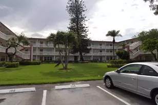 195 Fanshaw Way E, Boca Raton, FL 33434 - Photo 5