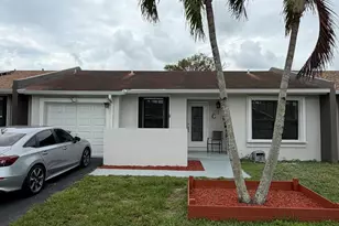 5460 S Lakewood Cir S, Margate, FL 33063 - Photo 5