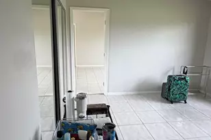 5460 S Lakewood Cir S, Margate, FL 33063 - Photo 39