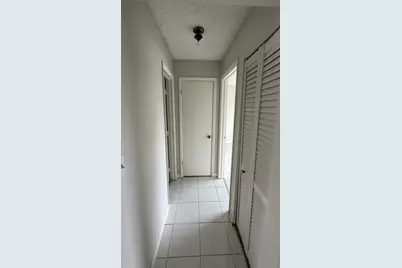 5460 S Lakewood Cir S #C, Margate, FL 33063 - Photo 13