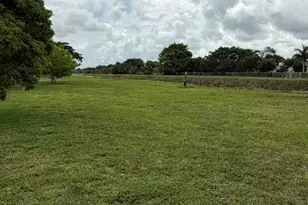 5460 S Lakewood Cir S, Margate, FL 33063 - Photo 45