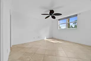 2731 NE 14th St, Pompano Beach, FL 33062 - Photo 13