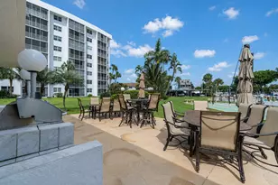 2731 NE 14th St, Pompano Beach, FL 33062 - Photo 27