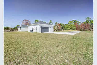 10631 Lighter Wood Lane, Fort Pierce, FL 34945 - Photo 11
