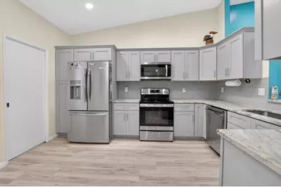 6082 Waldwick Circle, Delray Beach, FL 33484 - Photo 9
