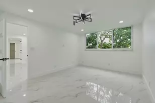 8970 S Hollybrook Blvd, Pembroke Pines, FL 33025 - Photo 3