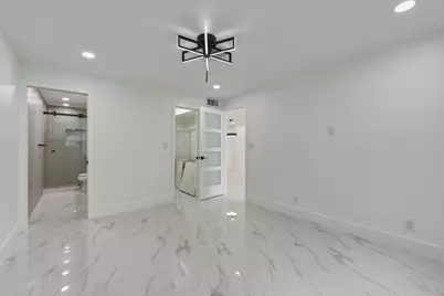 8970 S Hollybrook Boulevard #205, Pembroke Pines, FL 33025 - Photo 17