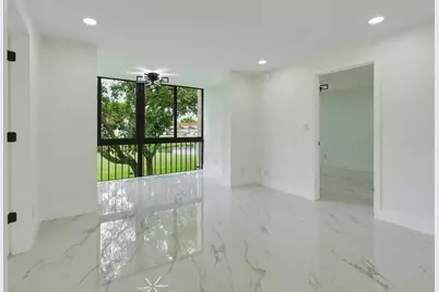 8970 S Hollybrook Boulevard #205, Pembroke Pines, FL 33025 - Photo 15