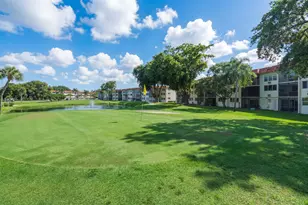 8970 S Hollybrook Blvd, Pembroke Pines, FL 33025 - Photo 19