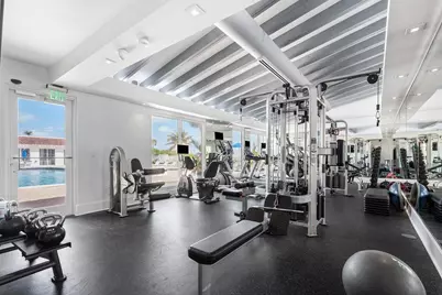 2457 Collins Avenue #504, Miami Beach, FL 33140 - Photo 13