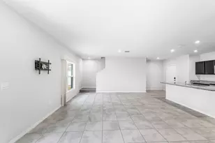 3351 Liberty Square Way, Fort Pierce, FL 34982 - Photo 9