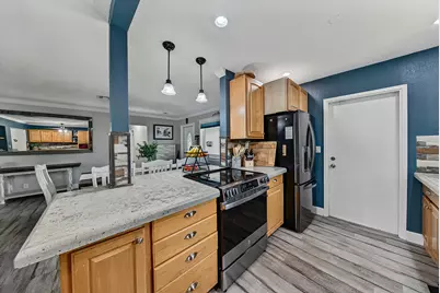 729 NW 29th Court, Wilton Manors, FL 33311 - Photo 13