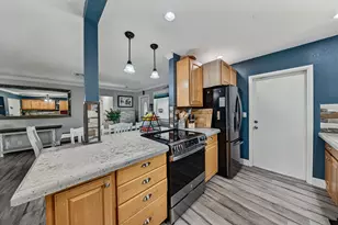 729 NW 29th Ct, Wilton Manors, FL 33311 - Photo 13