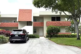 907 Cypress Terrace, Pompano Beach, FL 33069 - Photo 3