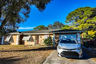 410 SW Kentwood Rd, Port Saint Lucie, FL 34953 - Photo 1