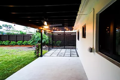 4680 NE 5th Avenue, Oakland Park, FL 33334 - Photo 17