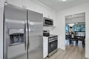 2042 SW 17th Cir, Deerfield Beach, FL 33442 - Photo 21