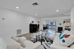 2042 SW 17th Cir, Deerfield Beach, FL 33442 - Photo 13