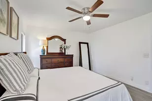 2042 SW 17th Cir, Deerfield Beach, FL 33442 - Photo 35