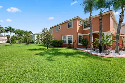 9100 Dupont Place, Wellington, FL 33414 - Photo 37
