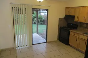9079 E Highland Pines Dr, Palm Beach Gardens, FL 33418 - Photo 3